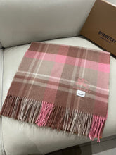 China Replica Burberry Scarf 54usd Only